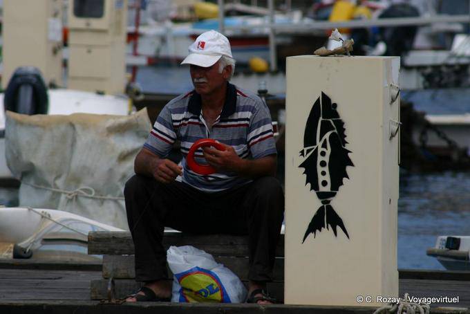 Chania (La Canea) porto Pescatore - Creta, Grecia