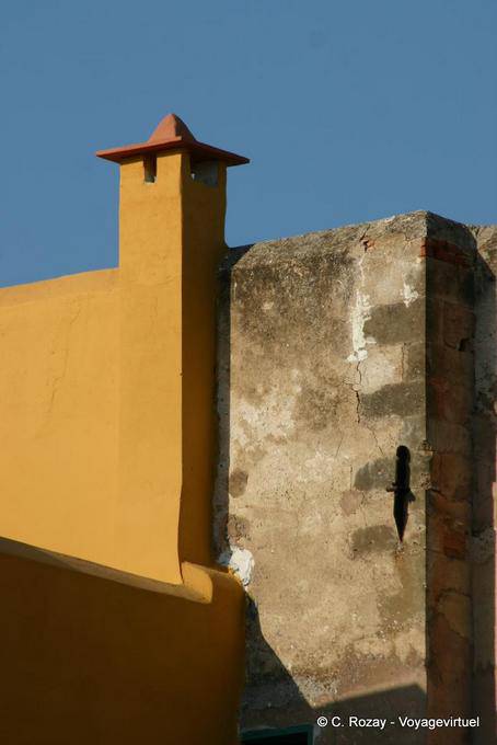 Colore Chimney, Chania (τα Χανιά) - Creta, Grecia