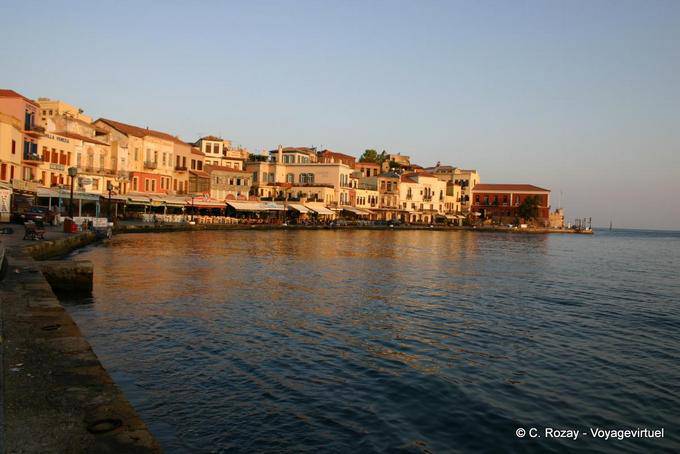 Sole al porto di Chania (La Canea) - Creta, Grecia