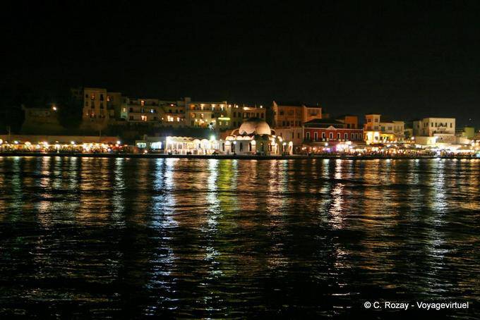 Parte turca del porto di notte, Chania (τα Χανιά) - Creta, Grecia