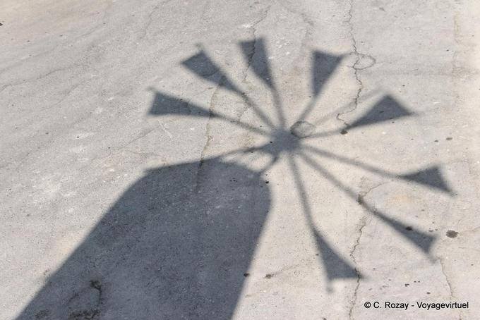 Windmill Ombra, museo Homo sapiens, Hersonissos - Creta, Grecia