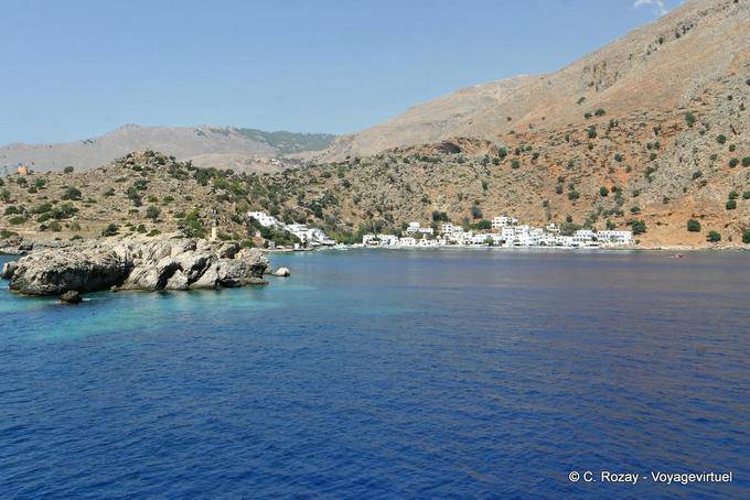Loutro, Arrivo nella baia con il traghetto - Creta, Grecia