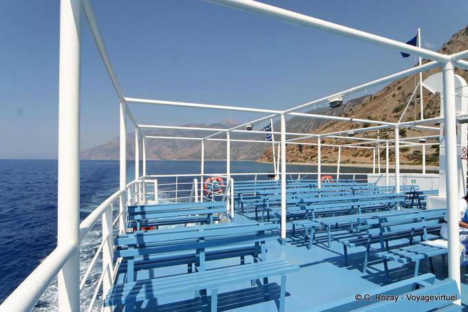 Sul ponte traghetto tra Loutrò e Agia Roumeli - Creta, Grecia