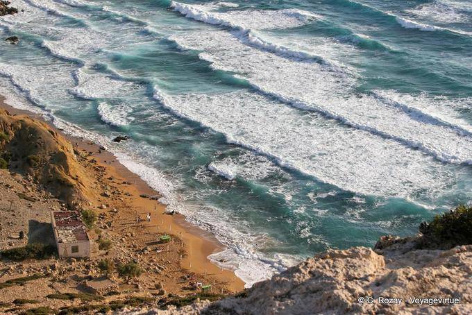 Red spiaggia di sabbia chiamata Epiro, Matala - Creta, Grecia