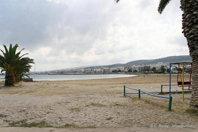Rethymno, la spiaggia principale, nel centro della città di Rethymno - Creta, Grecia