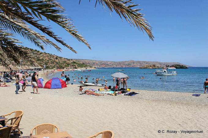 Vai spiaggia palm affollata di turisti - Creta, Grecia