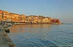 Sole al porto di Chania (La Canea), Creta.