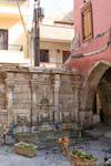 Rethymnon, la fontana veneziana Rimondi realizzato durante il Rinascimento e situato sul luogo di Piano, Creta.