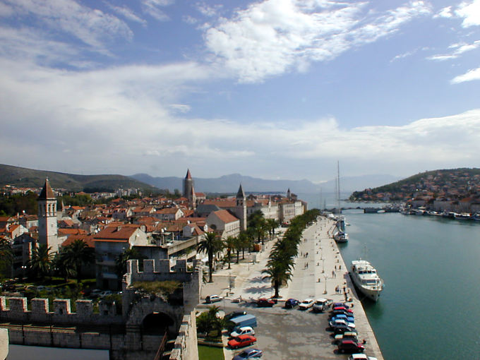Trogir, vista generale della riva, Croazia