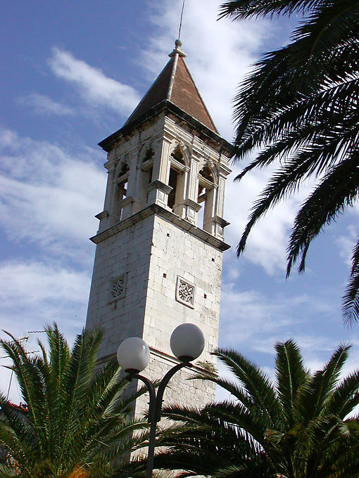 Una delle tante torri della città di Trogir, Croazia