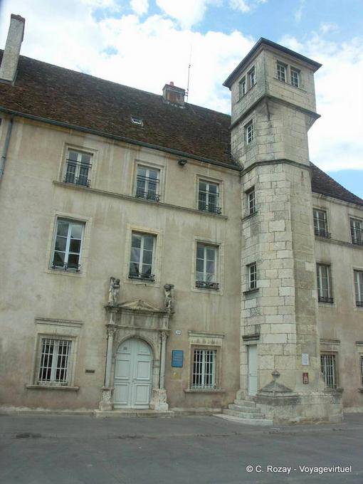 Scala torre per le sale, Dole - Francia