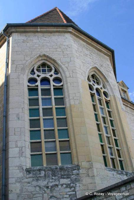 Dettaglio architettonico del Couvent des Cordeliers, Dole, Jura - Francia