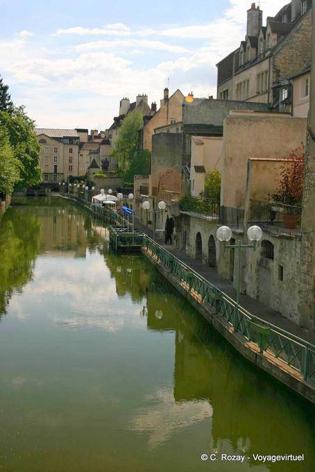 Dole, promenade del canale Tanners - Francia