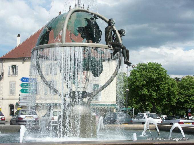 Scultura a fontana sulla Place Grevy, Dole - Francia