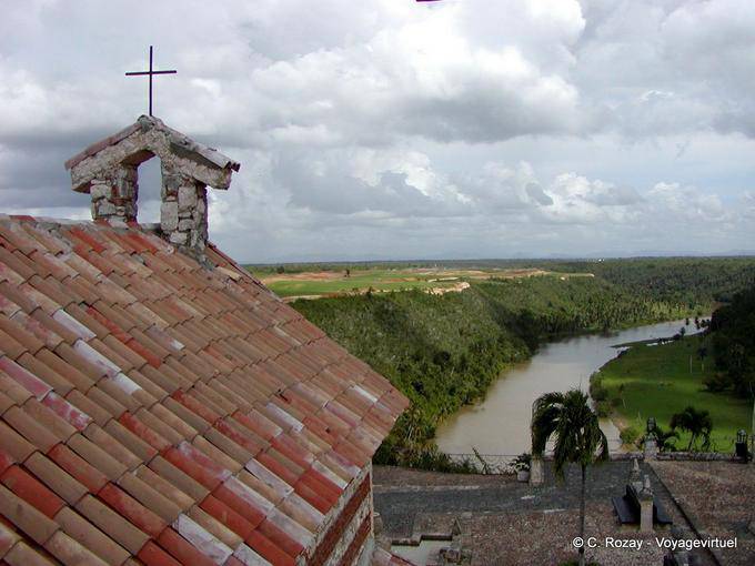 Panorama sul Rio Chavon Altos de Chavon, Rep. Dominicana