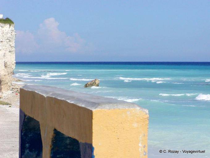 Rulli sulla spiaggia al Malecon Enriquillo, Rep. Dominicana