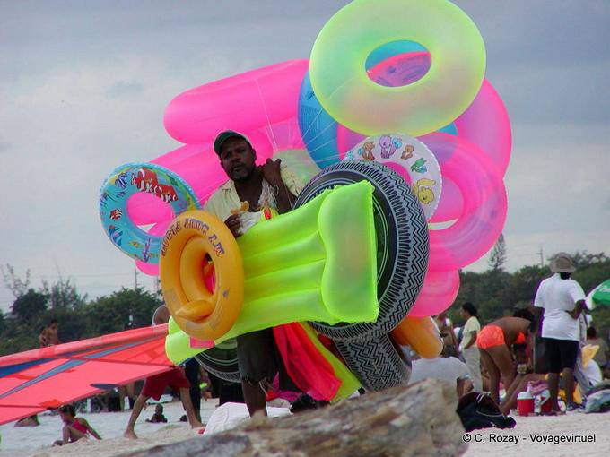 Mercante di spiaggia multicolore, Boca Chica, Rep. Dominicana