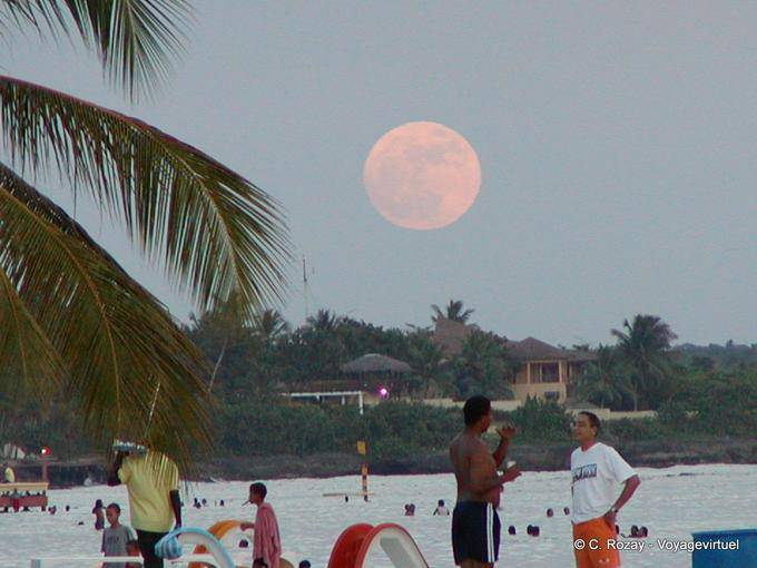 Appuntamento con la luna, Boca Chica, Rep. Dominicana