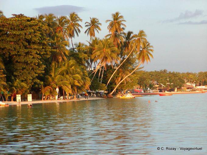 Luce della sera sulla spiaggia di Boca Chica, Rep. Dominicana