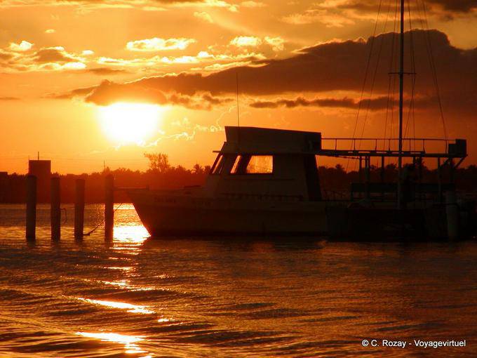 Golden Sunset on Banzai da Boca Chica, Rep. Dominicana