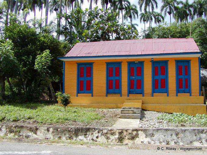 Il portellone di controllo, i colori originali, Rep. Dominicana