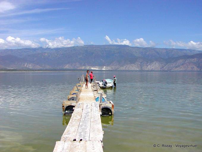 Enriquillo Lago e montagna, Rep. Dominicana