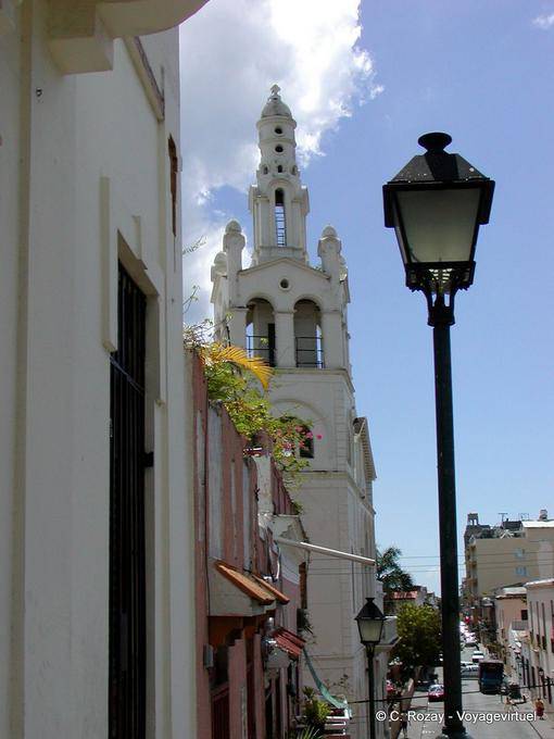 Via campanile coloniale di Santo Domingo, Rep. Dominicana