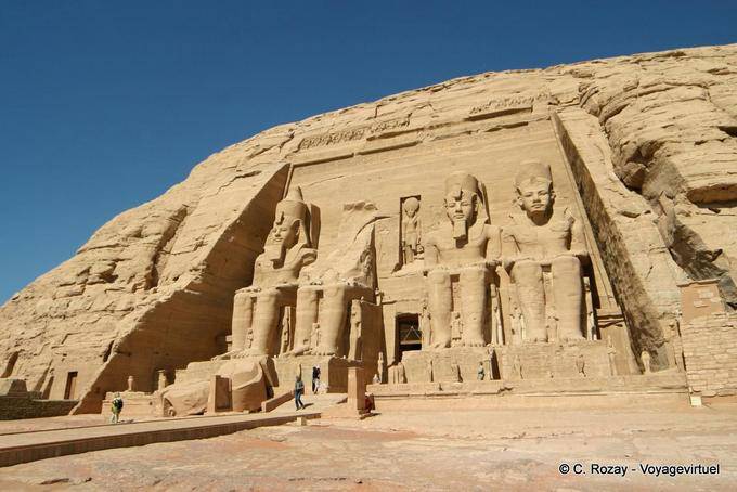 Abu Simbel, grande tempio panoramica - Egitto