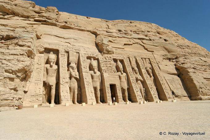 Facciata del piccolo tempio, Abu Simbel - Egitto