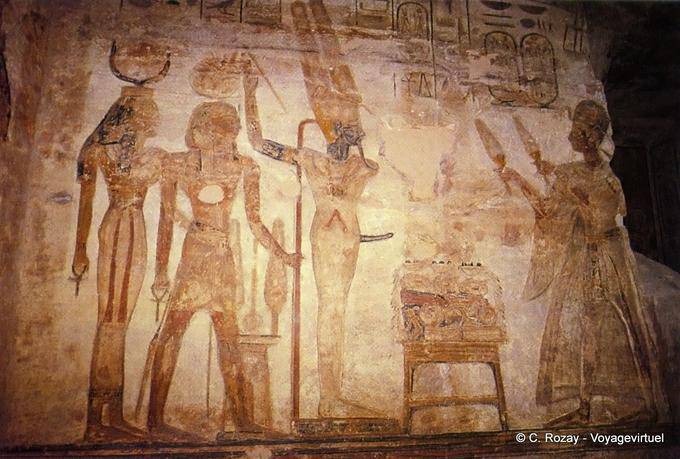 Offrendo lattuga dal re Amon, Min e Kamoutef, nell'anticamera del Grande Tempio, Abu Simbel - Egitto
