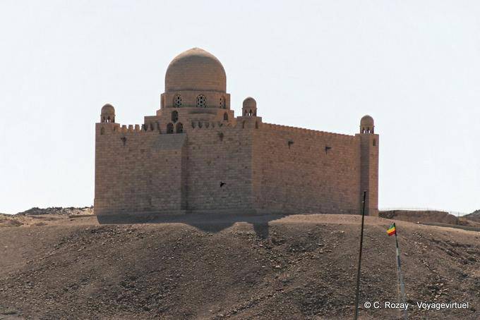 Nuovo stile fatimide, il Mausoleo di Agha Khan, la riva sinistra del Nilo, Aswan - Egitto