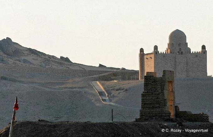 Aga Khan III Mausoleo di Sultan Muhammed Shah, marmo di Carrara, Aswan - Egitto
