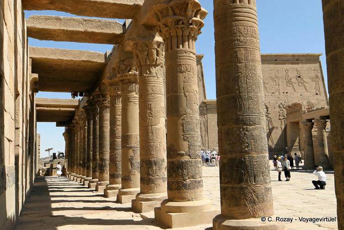 Ovest portico di colonne, Tempio di Philae - Egitto