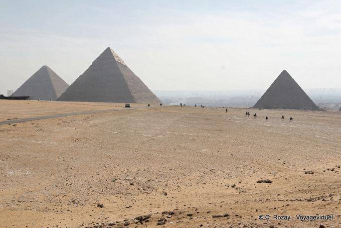 Le tre piramidi della necropoli di Giza - Egitto