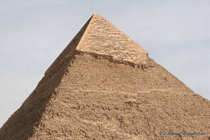Il calcare di fronte alla cima della piramide di Chefren - Egitto