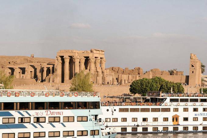 Vista dal Tempio Nilo di Kom Ombo, Kom Ombo - Egitto