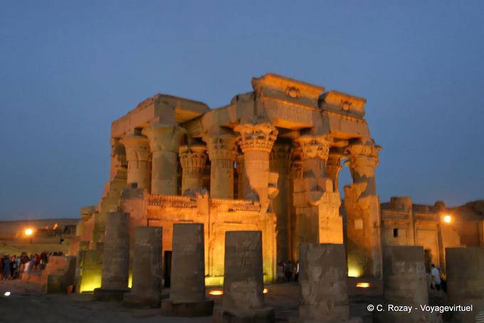 Vista notturna, il tempio di Kom Ombo - Egitto