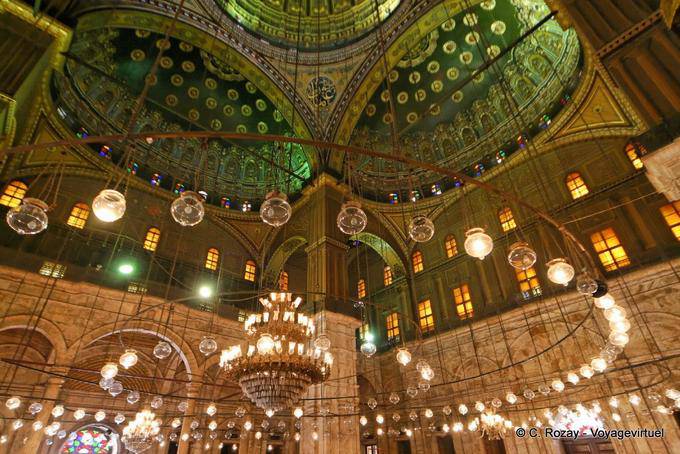 All'interno della moschea, Mehmet Ali, chiamato Moschea di Alabastro, Cairo - Egitto