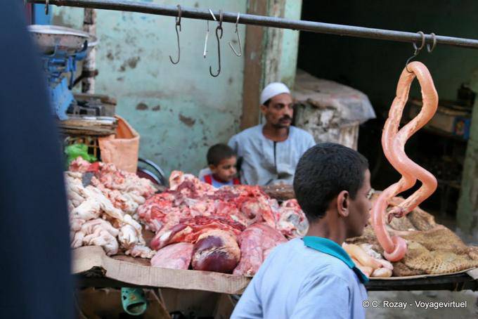 Trippa, budella e coraggio sulla bancarella, Luxor - Egitto