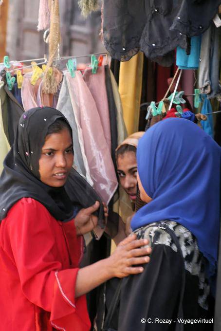 Le donne d'Egitto, Luxor - Egitto