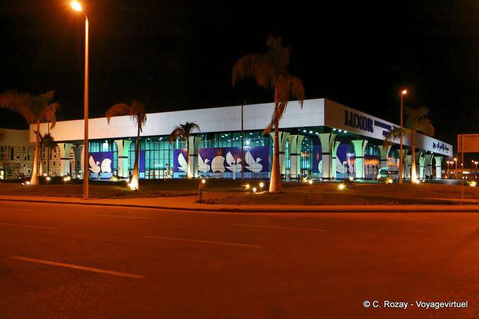 Luxor Aeroporto, vista esterna - Egitto
