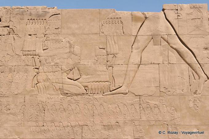 Pilone dell'asse Reale, il Tempio di Karnak - Egitto