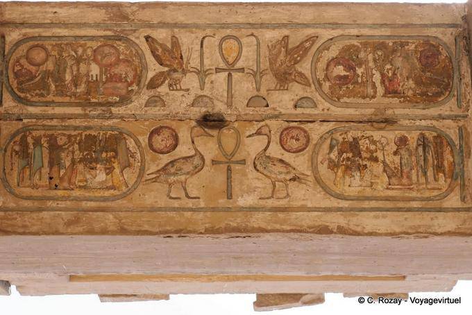 Altro architrave simbolico tempio colorato di Karnak - Egitto