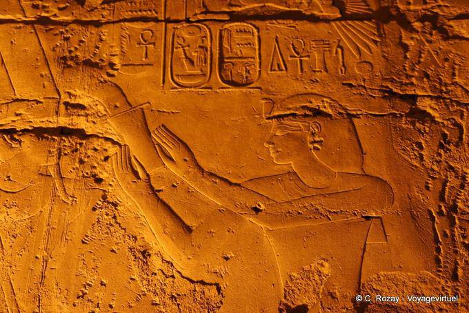 Sollievo offerta faraonica, Tempio di Luxor - Egitto