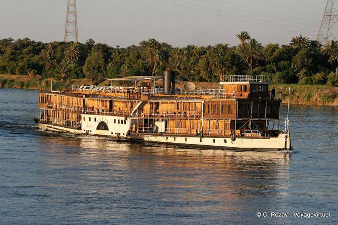 Steam Ship Sudan navigando sul Nilo - Egitto