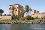 Tempio di Philae, un'altra vista di Traiano chiosco dal Nilo, Egitto.