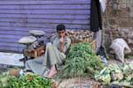 Relax del fruttivendolo, mercato Luxor, Egitto.