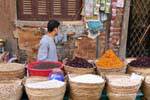 Cesti riempiti al mercato Luxor, Egitto.