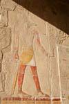 Anubis lo scettro era (mano sinistra) e l'ankh (a destra), Tempio di Hatshepsut, Egitto.