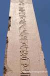 Scrittura geroglifica su Obelisk Tempio di Karnak, Egitto.